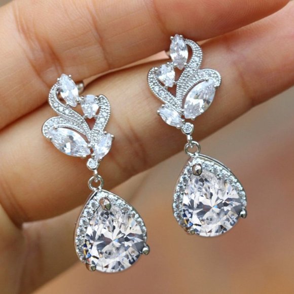🎁 Colors Pear Cut Crystal Water Drop Earrings for Women, HA4534 - Picture 1 of 3